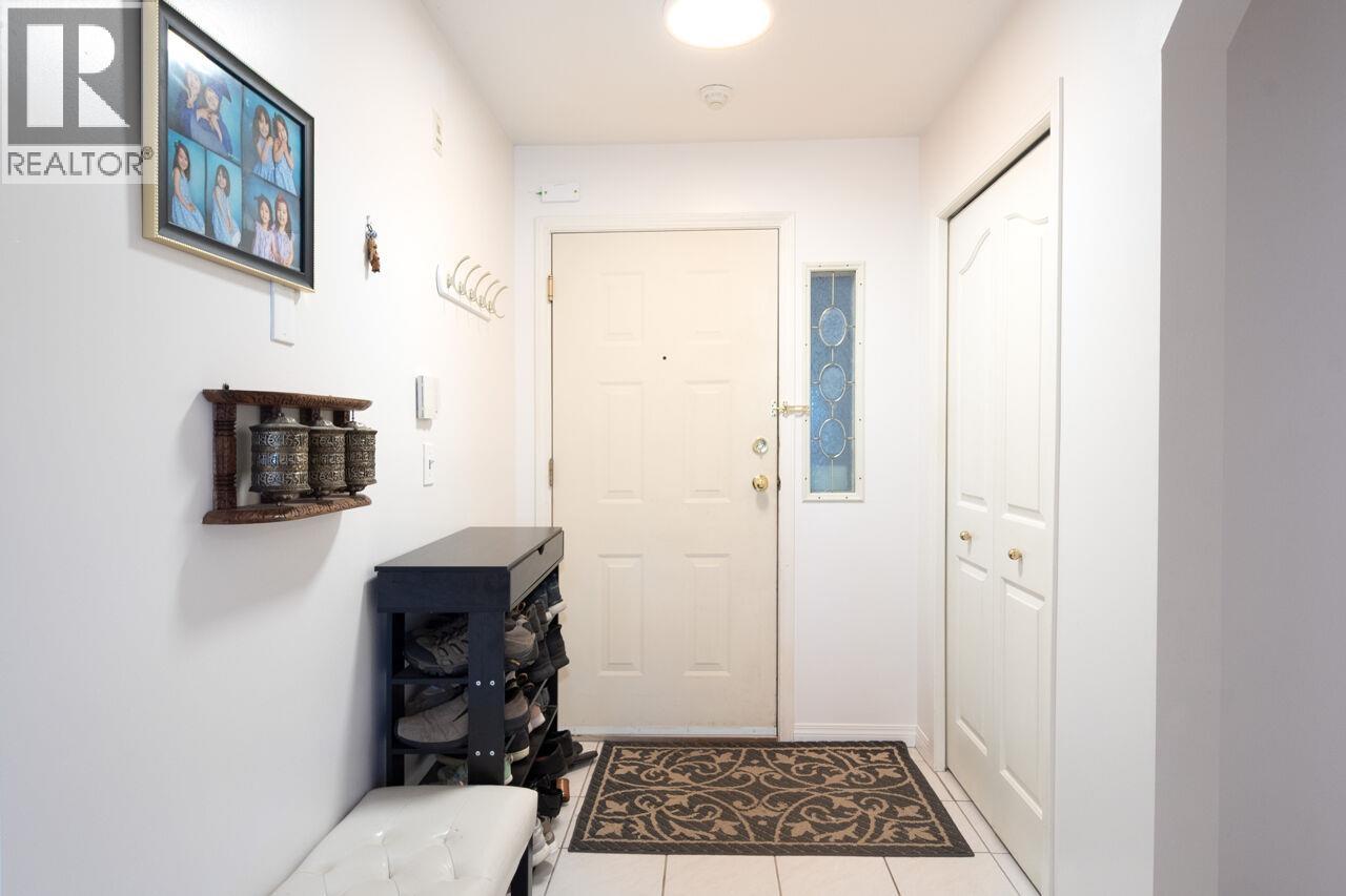 #112-4955 RIVER Road, Delta