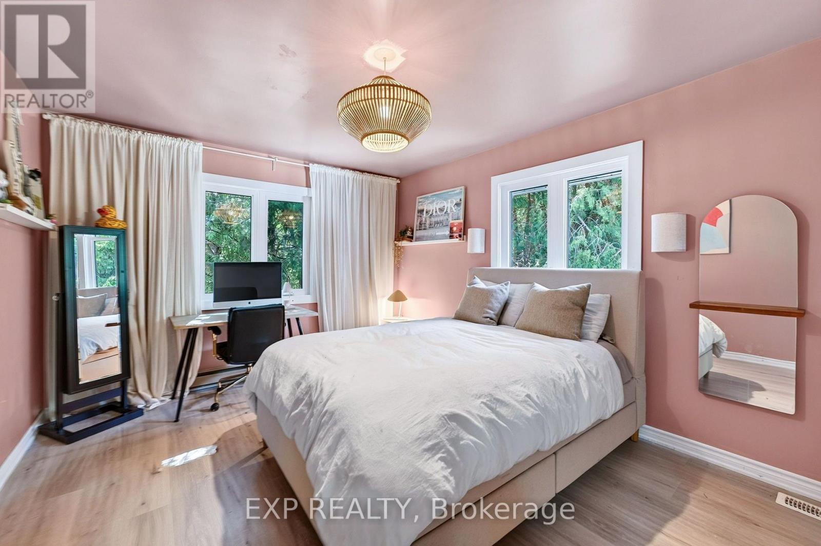 1 AIRD COURT - 30