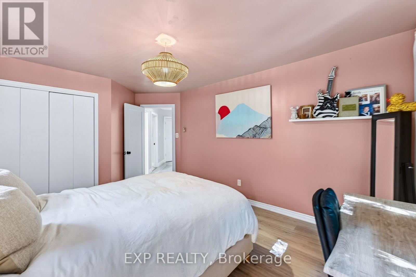 1 AIRD COURT - 31