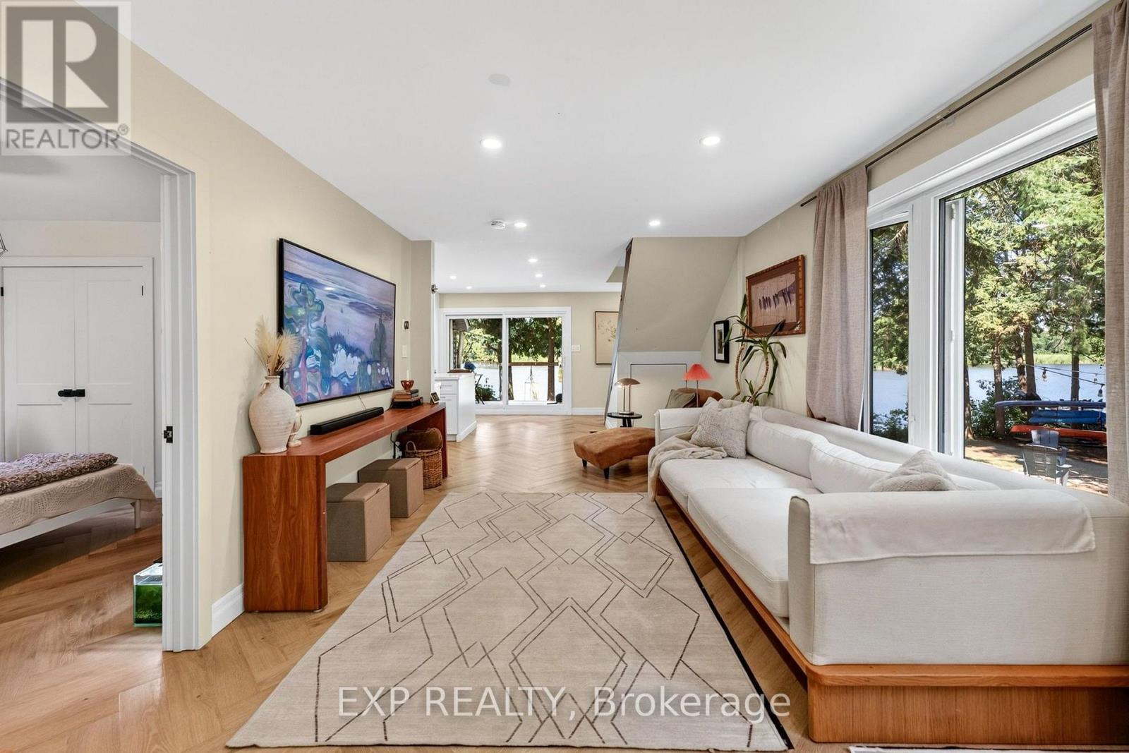 1 AIRD COURT - 5