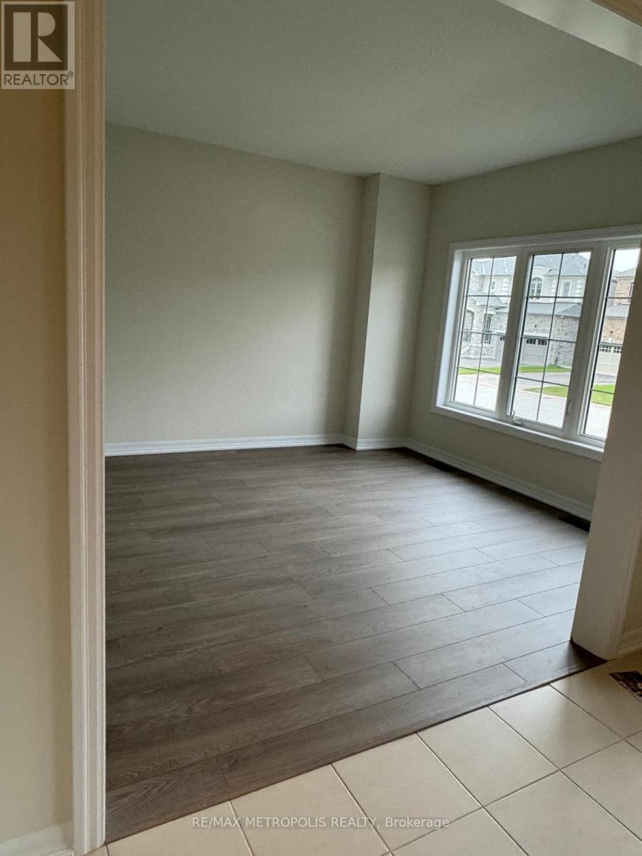 232 WARDEN STREET, Clearview (Stayner) — photo 3