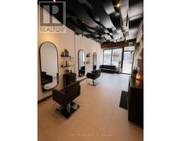 632 Bloor Street W, Toronto, ON M6G1K7 Photo 11
