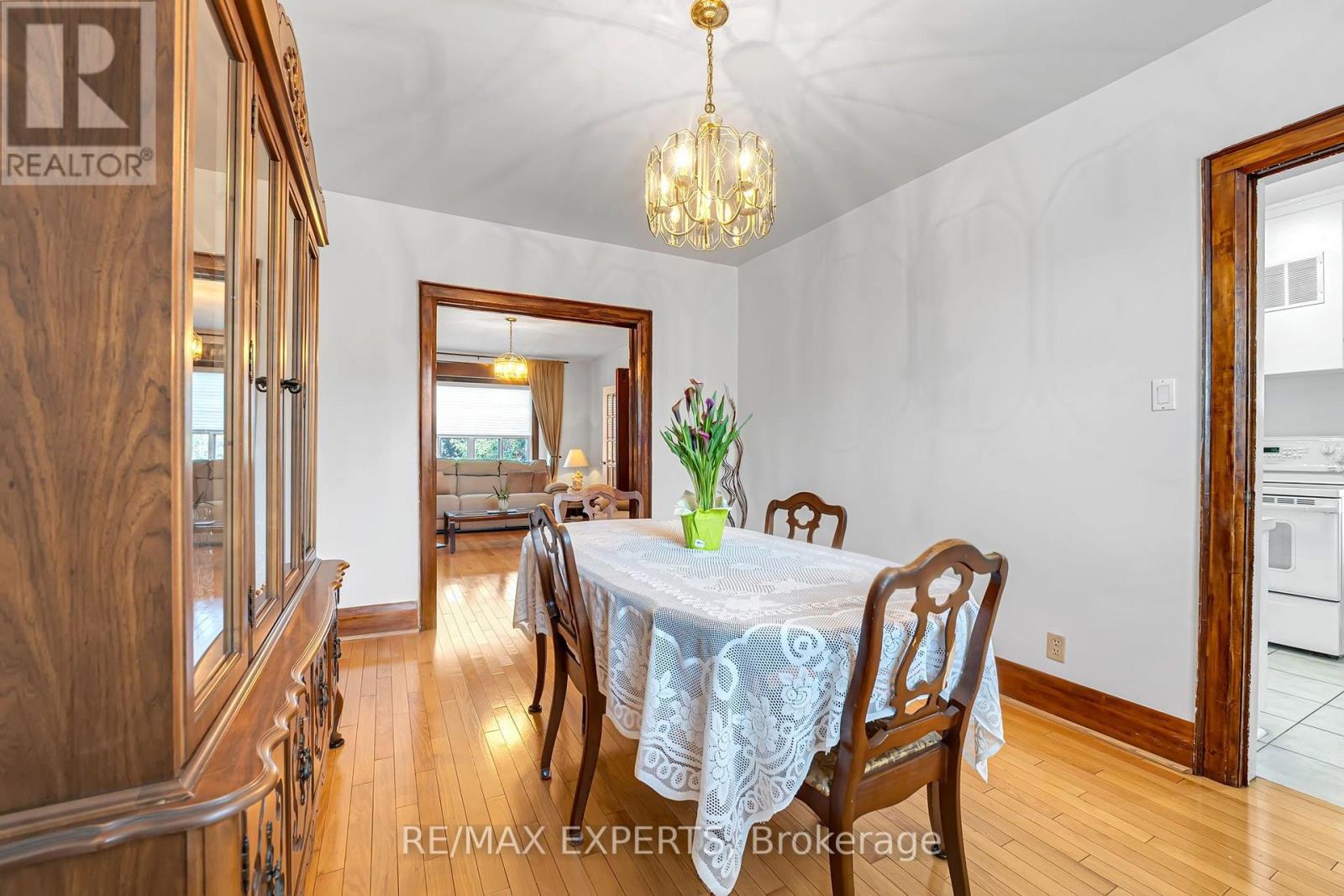 406 LAUDER AVENUE - 6