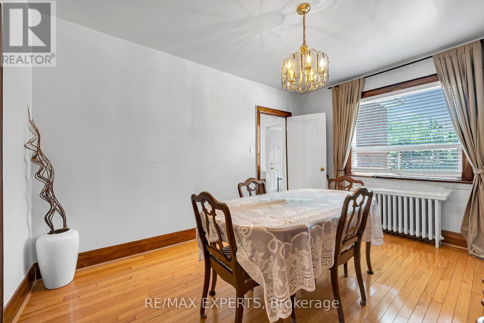 406 LAUDER AVENUE - 5