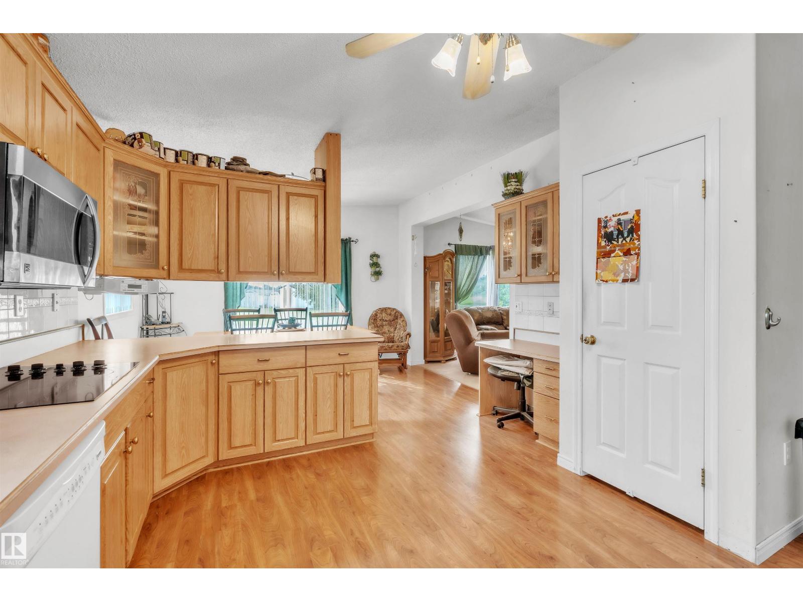5313 57A ST - Image 4