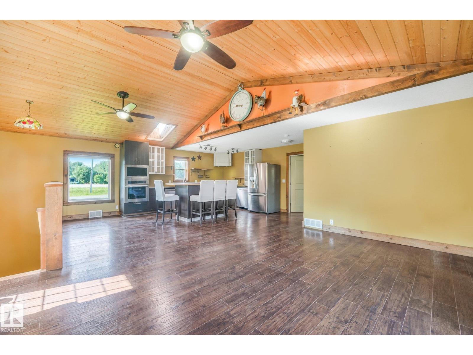 6132 HGHWAY 16 - Image 19