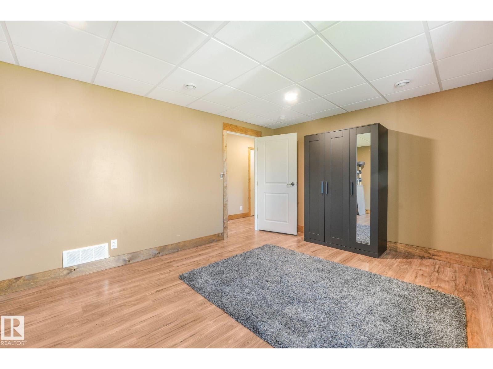 6132 HGHWAY 16 - Image 37