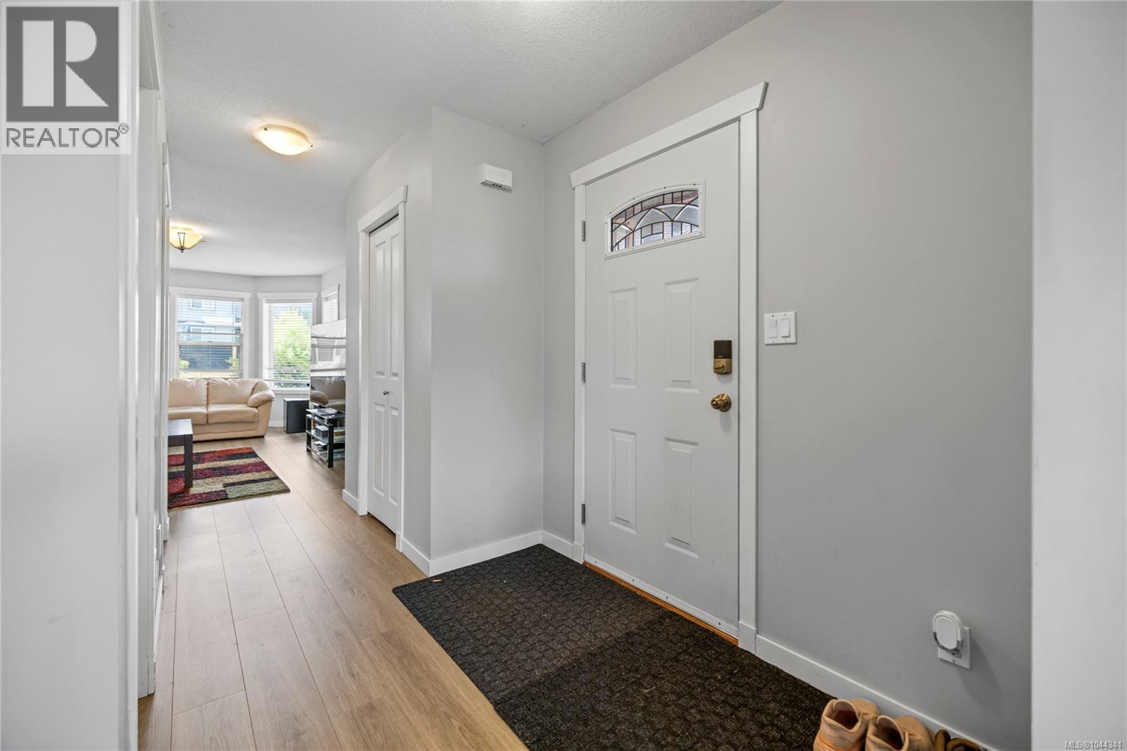 429 Alpen Way - Image 11