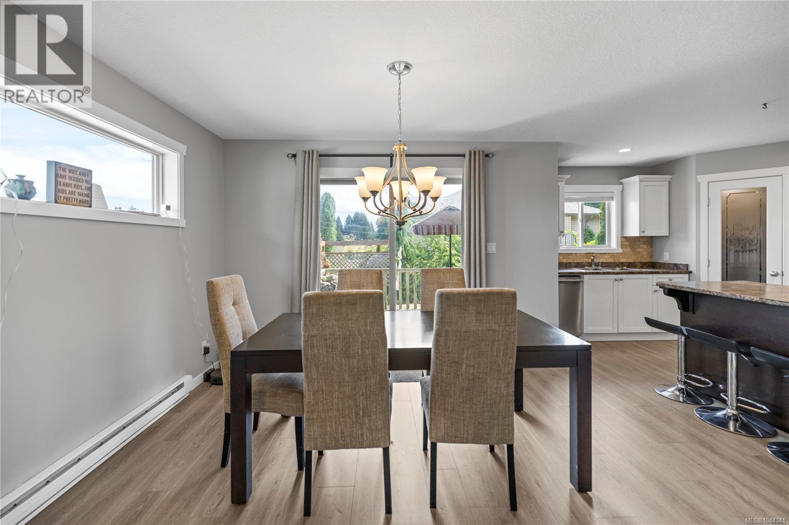 429 Alpen Way - Image 5