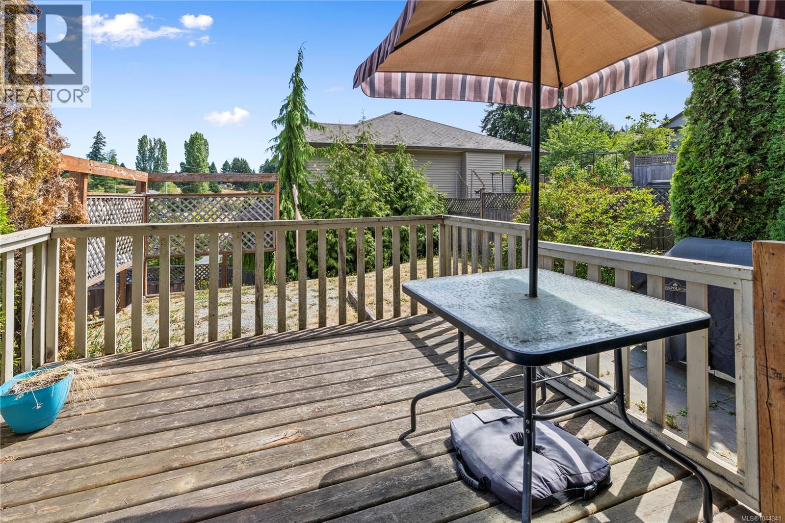 429 Alpen Way - 8