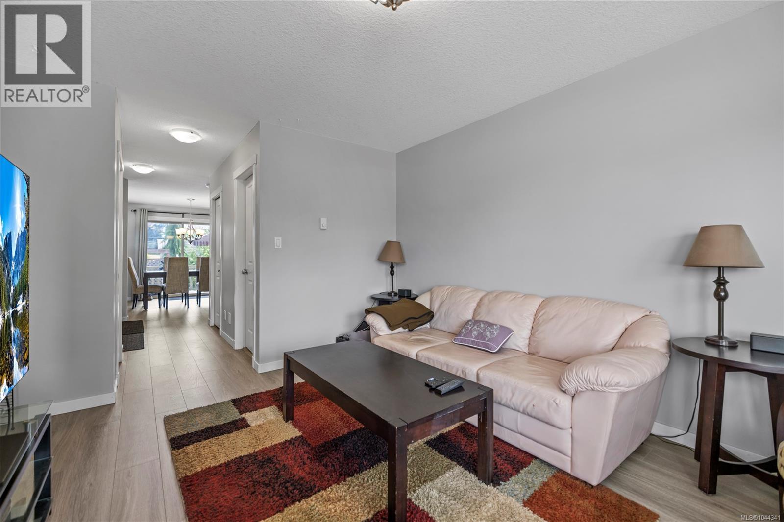 429 Alpen Way - Image 9