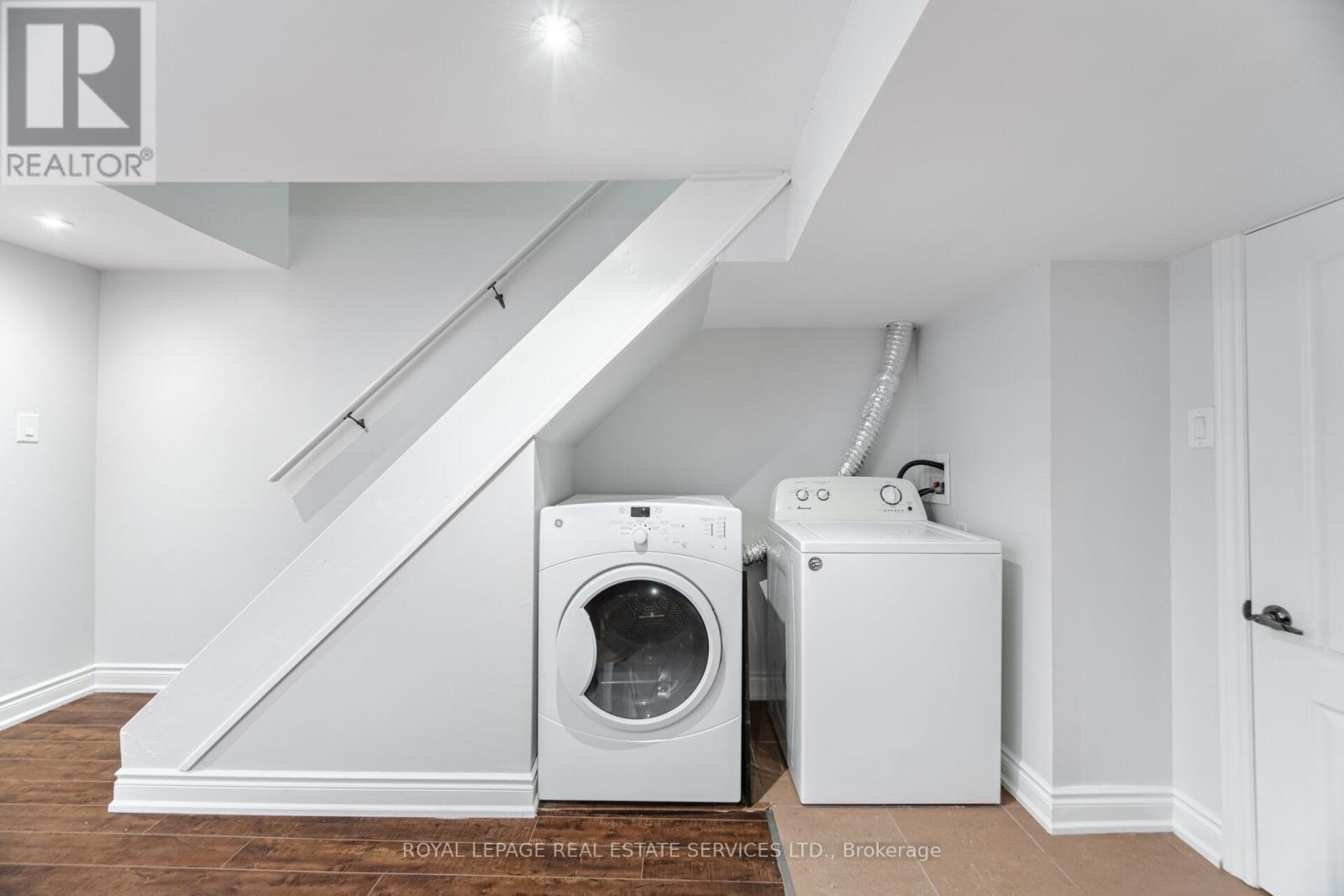 39 ABERDEEN CRESCENT - 37