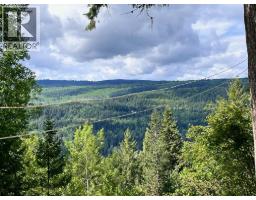Laundry room - 3260 Boesem Road, Quesnel, BC V2J6C8 Photo 8