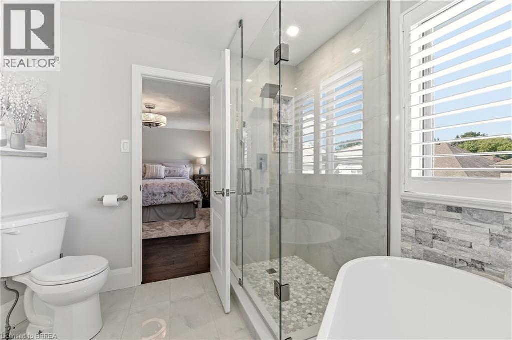 47 DEERPARK Avenue - 20