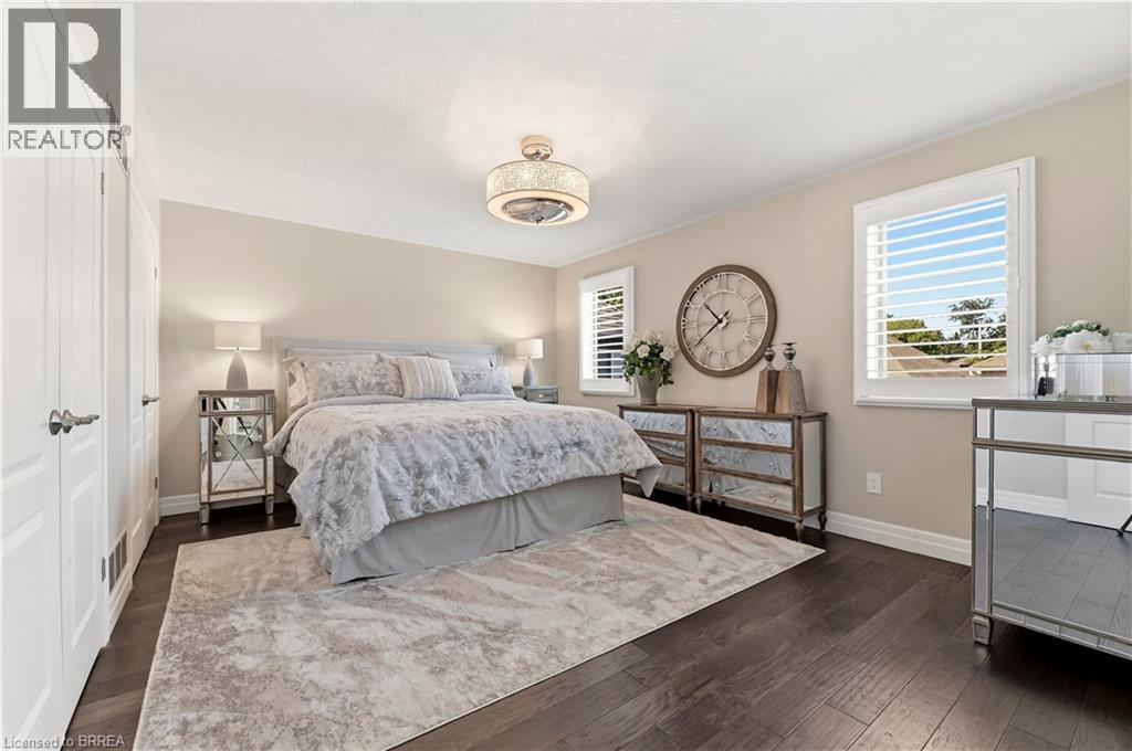 47 DEERPARK Avenue - 5
