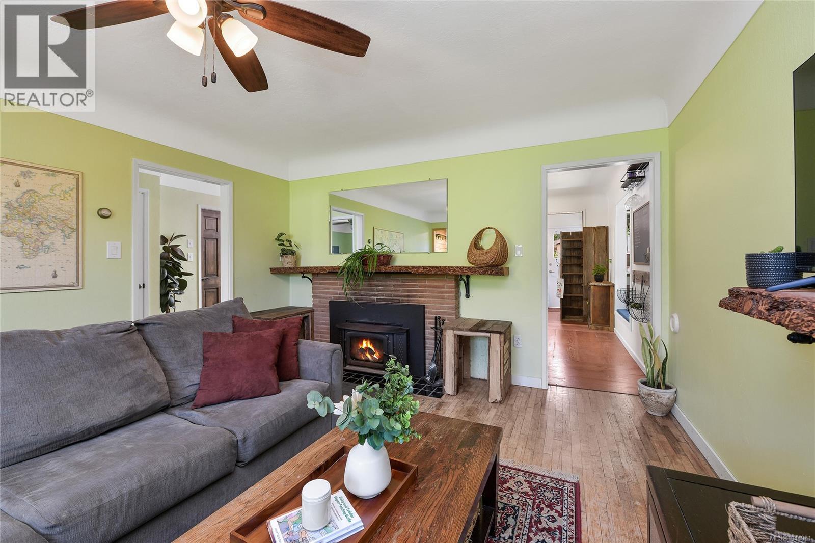 2420 Dryfe St - 10