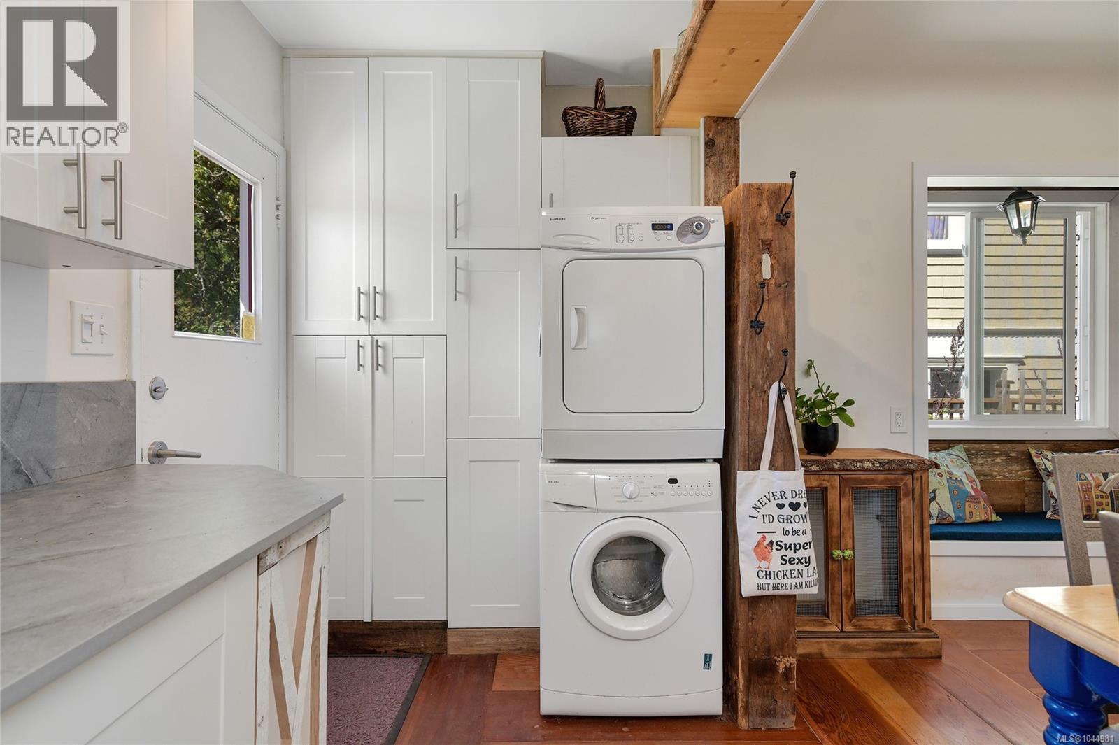  2420 Dryfe Street, Oak Bay