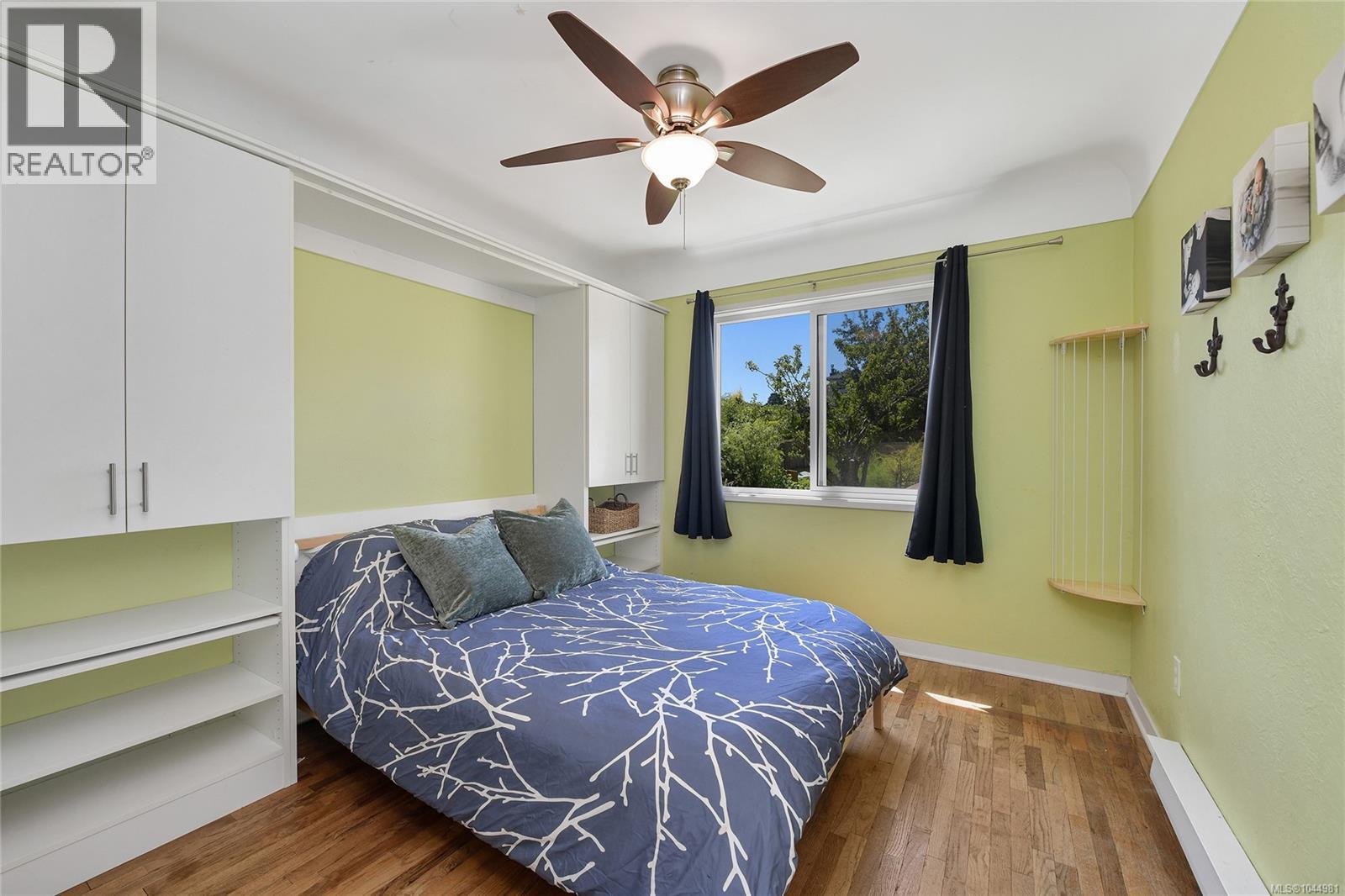  2420 Dryfe Street, Oak Bay