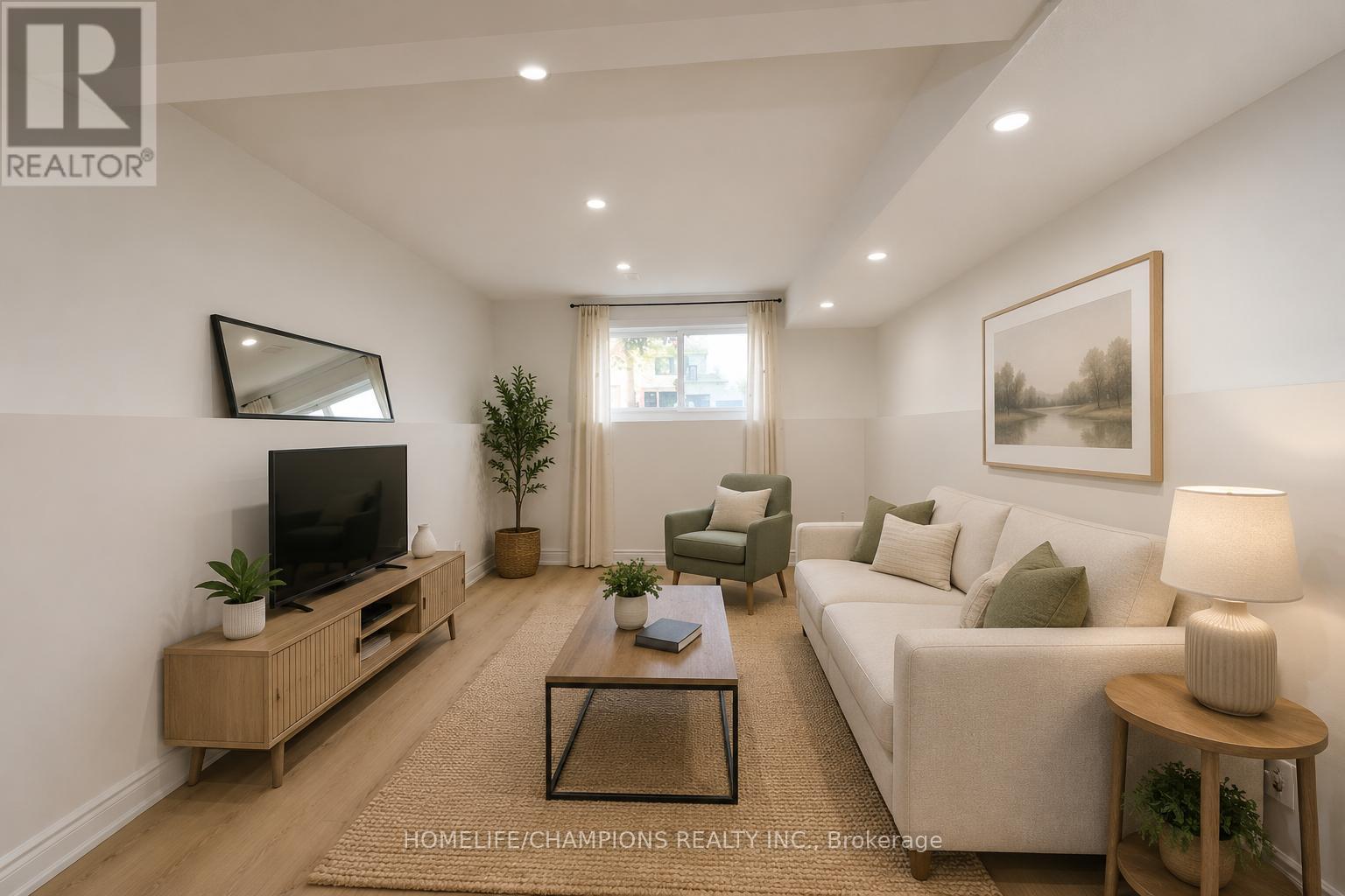 1428 OUTLET DRIVE - 26