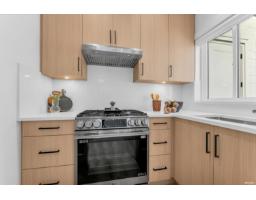 8221 111b Street, Delta, BC V4C4T2 Photo 14