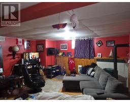 12 Pine Tree Road thumbnail 21