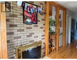12 Pine Tree Road thumbnail 12