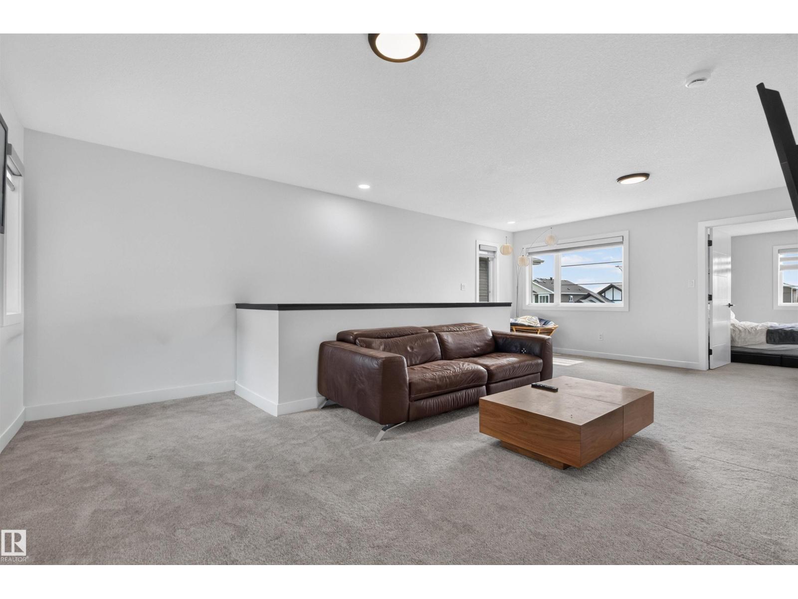 48 EDGEFIELD WY - Image 17