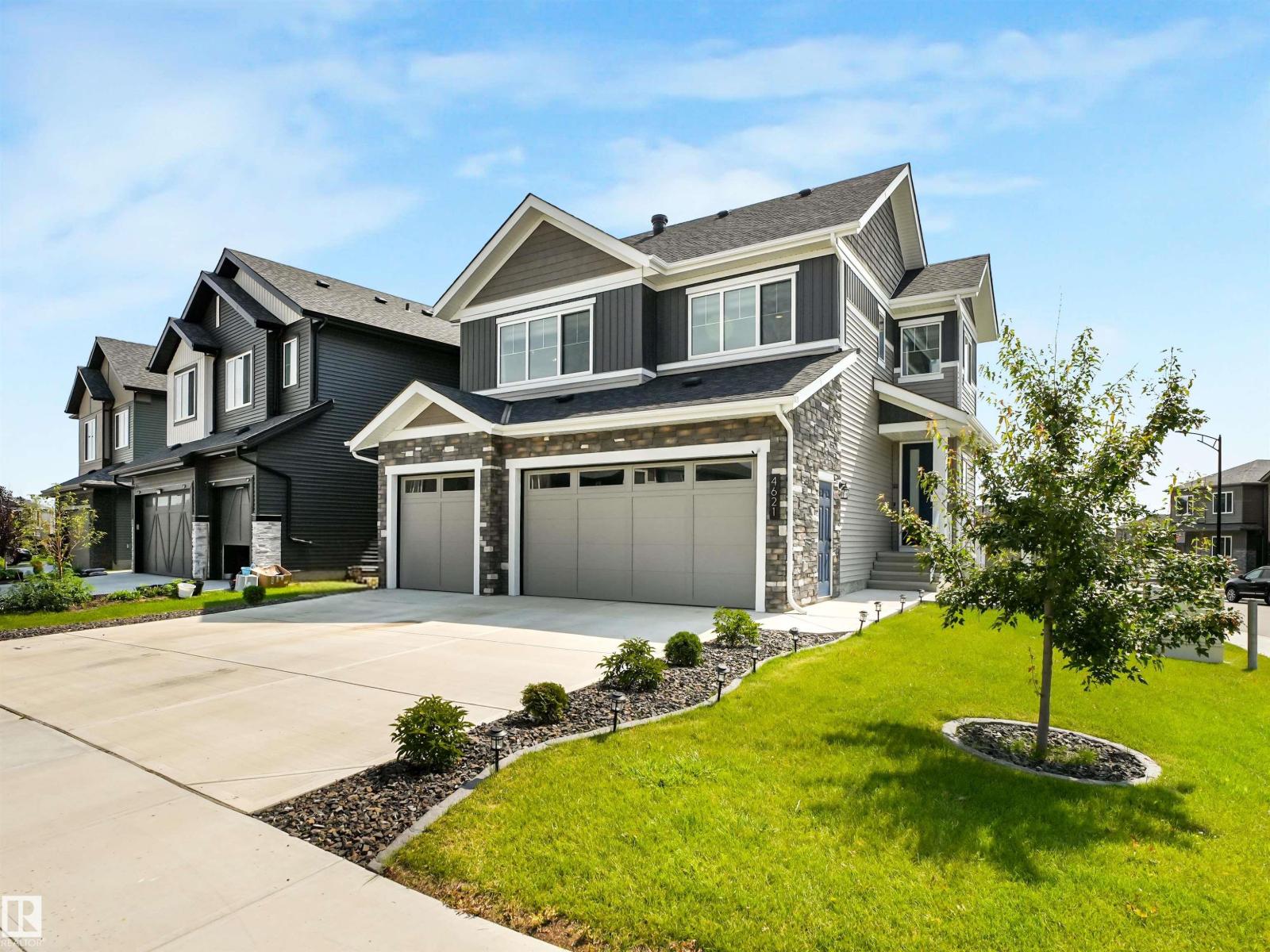 4621 170A AV NW - 2