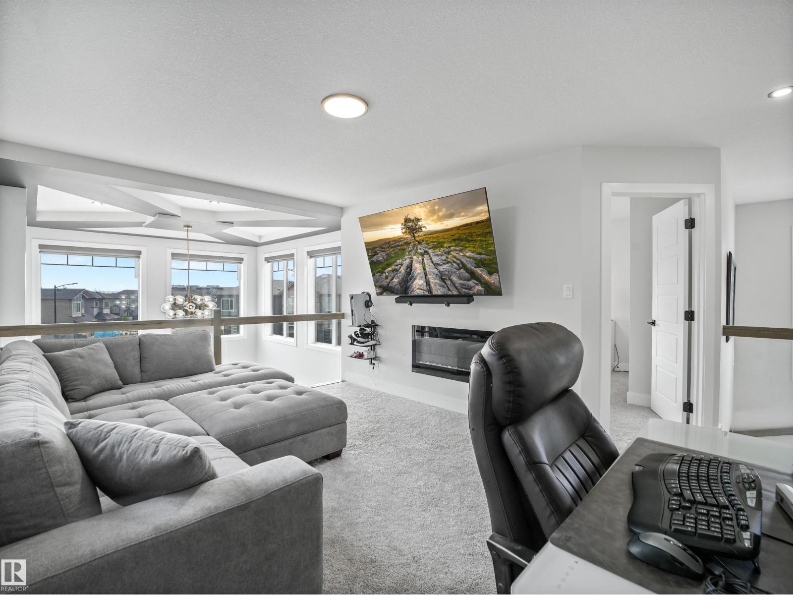 4621 170A AV NW - 46
