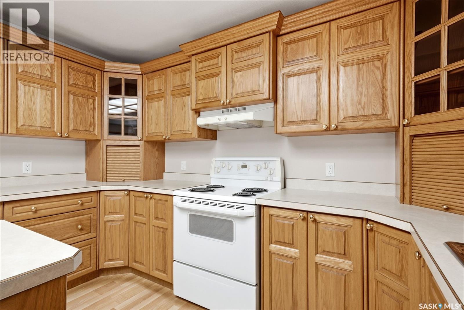 292 Regina AVENUE - Image 11