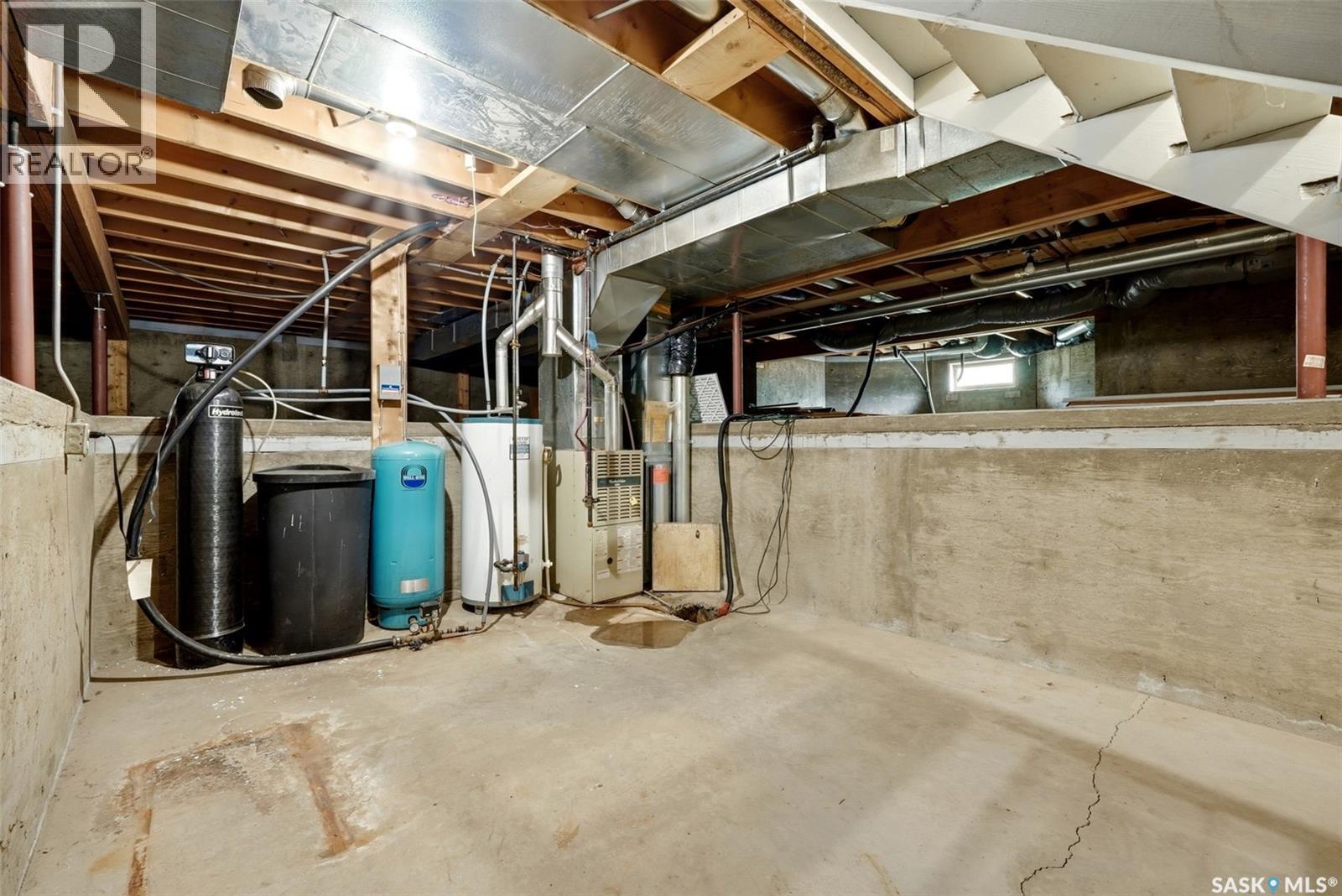 292 Regina AVENUE - 26