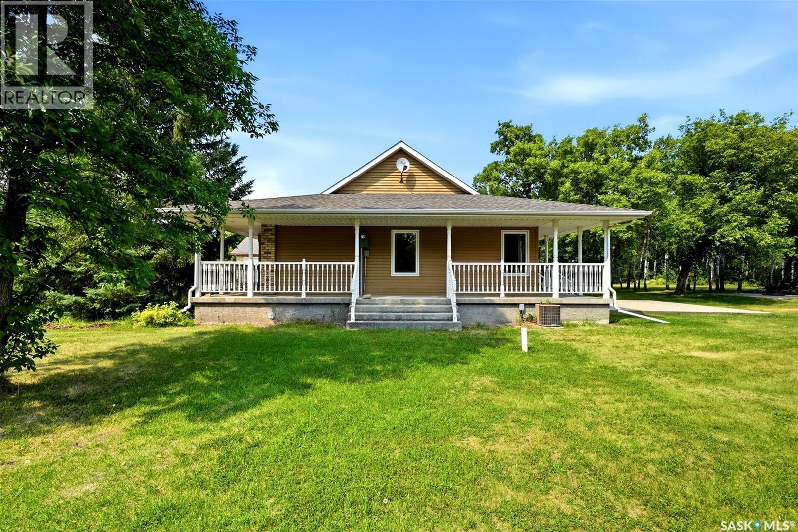 292 Regina AVENUE - 42
