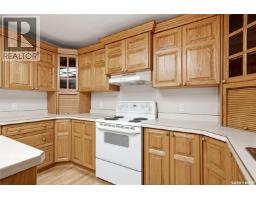 292 Regina Avenue, Katepwa Beach, SK S0G2Y0 Photo 11