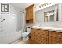 292 Regina Avenue, Katepwa Beach, SK S0G2Y0 Photo 19