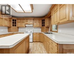 292 Regina Avenue, Katepwa Beach, SK S0G2Y0 Photo 9