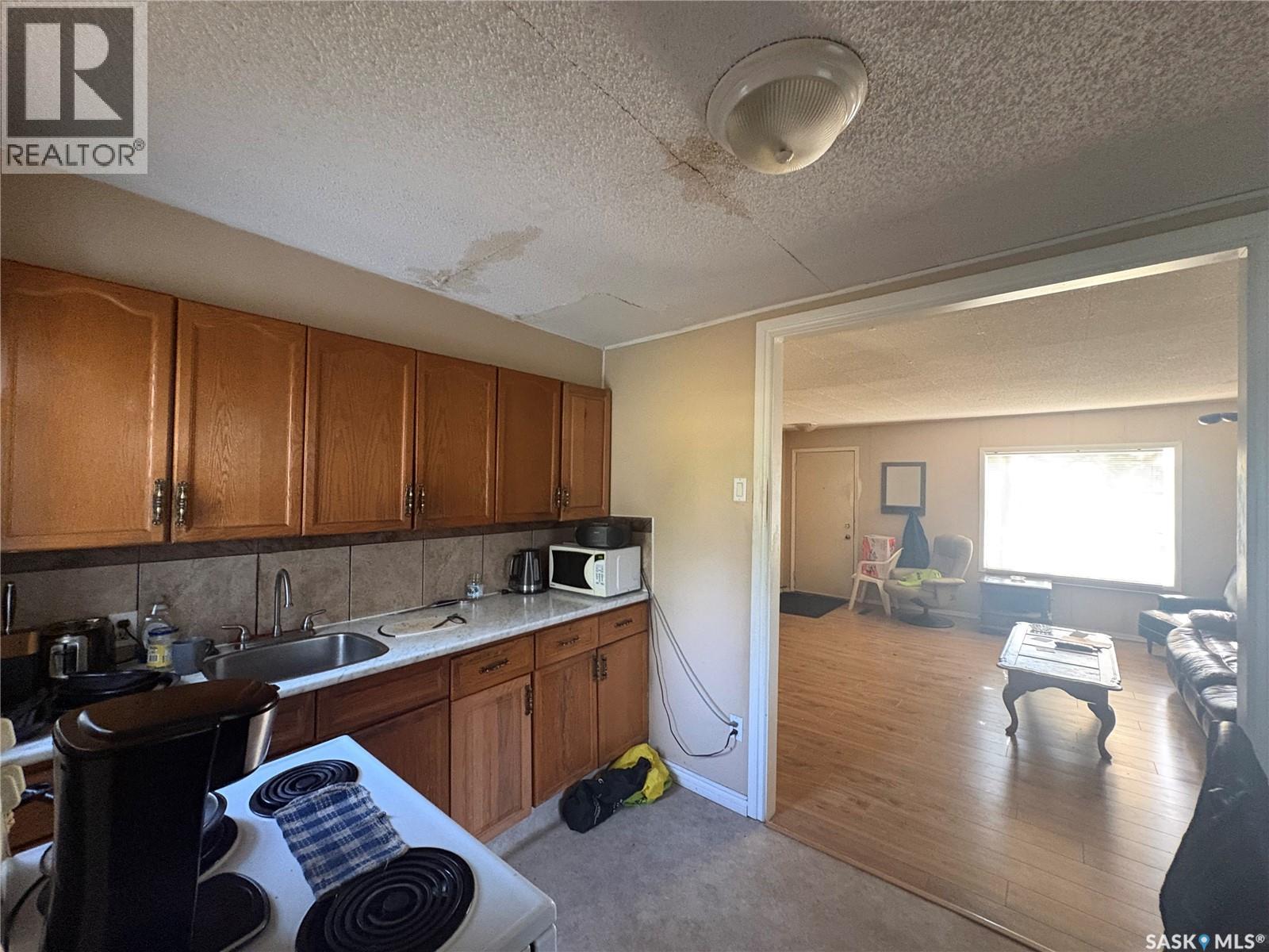 921 Argyle STREET - 16