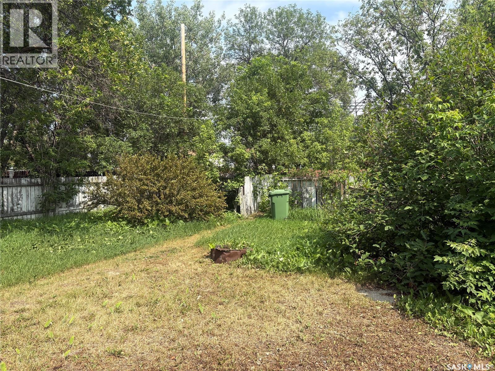 921 Argyle STREET, Regina — photo 2