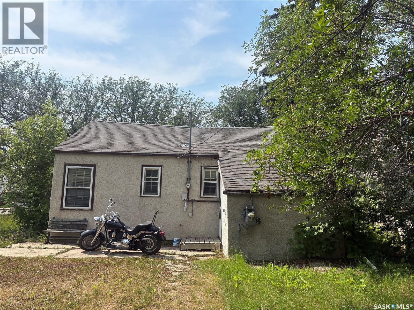 921 Argyle STREET - 4