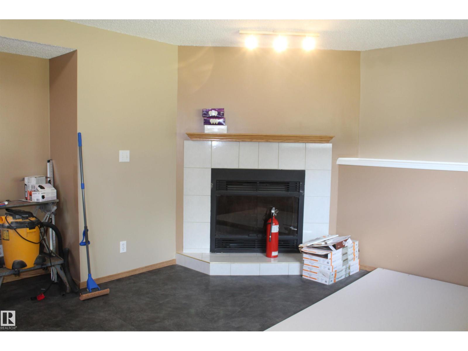5135 55 AV NW - Image 26
