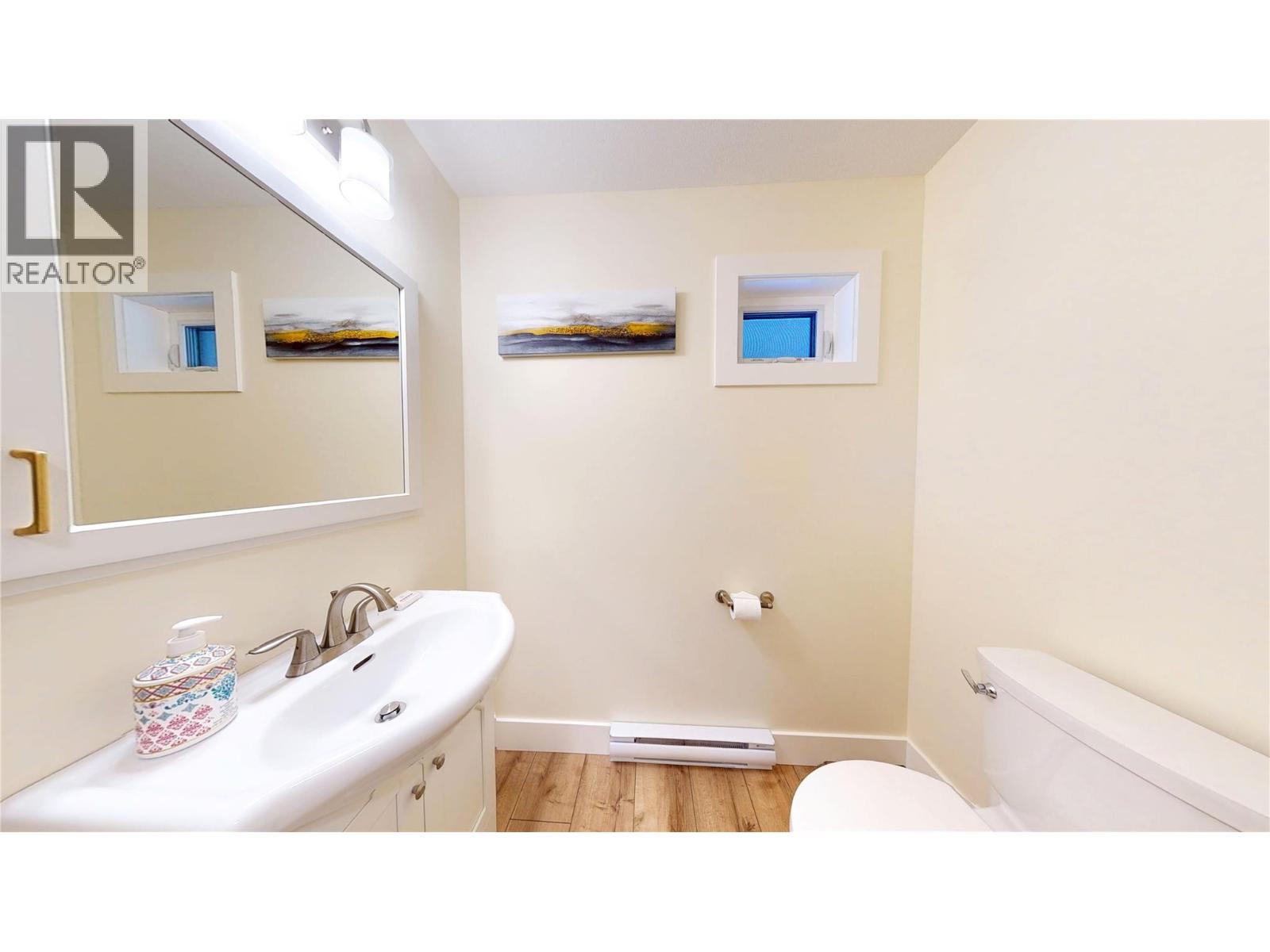 #4 7977 RADIUM GOLF COURSE Road - 19