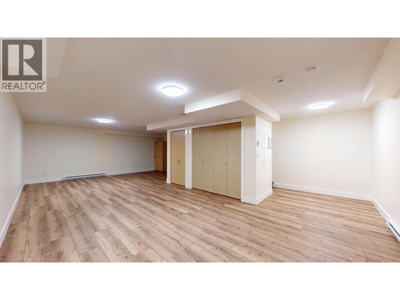 #4 7977 RADIUM GOLF COURSE Road - 40