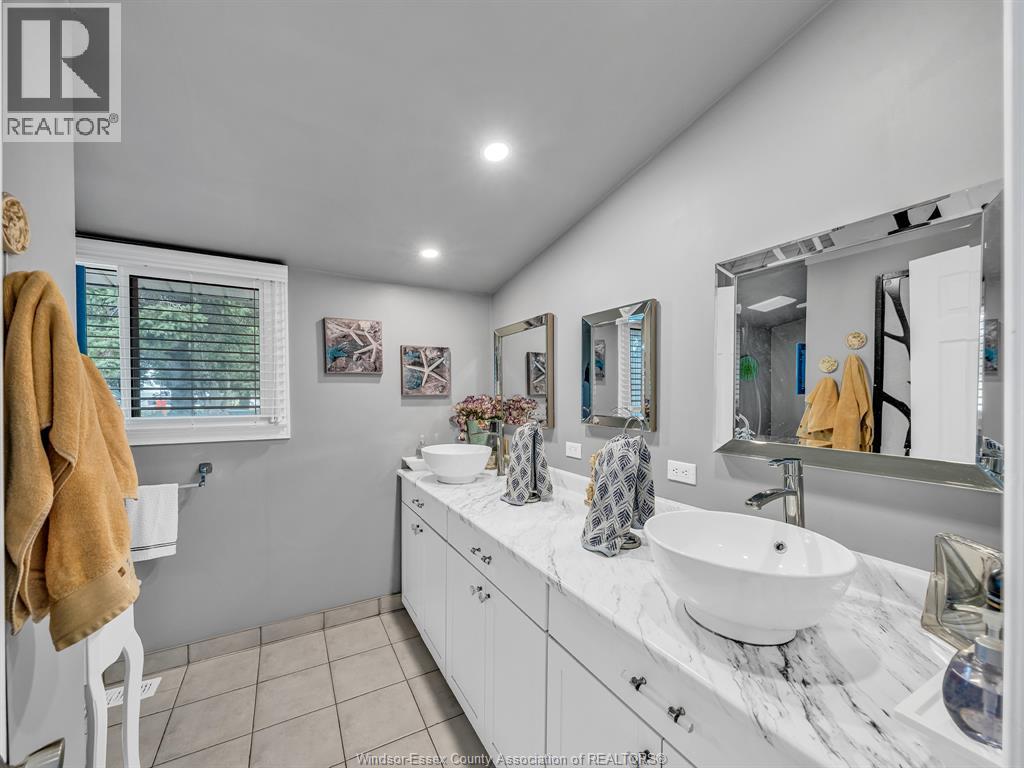 813 Erie Shores DRIVE - 16