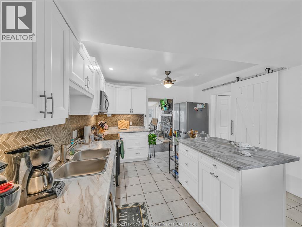 813 Erie Shores DRIVE - 8