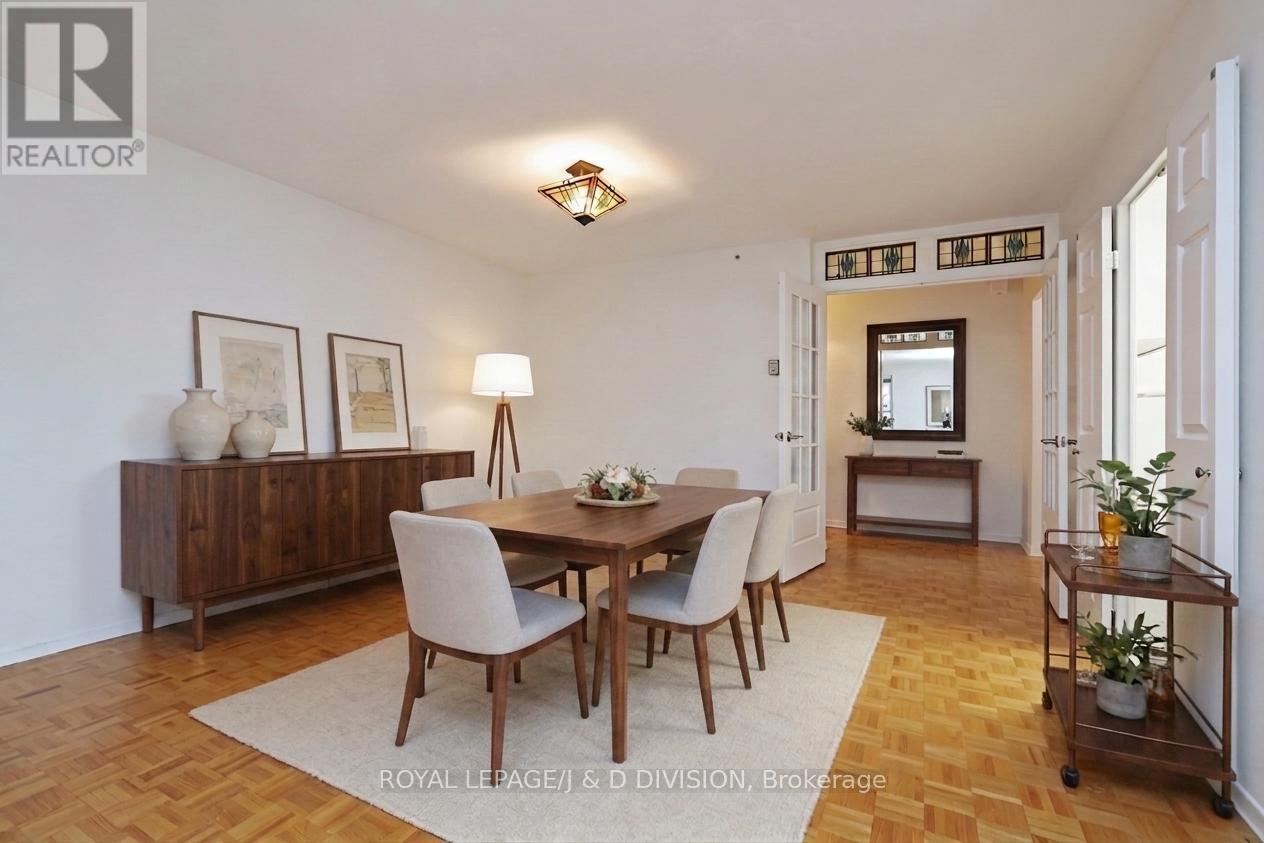 #106 235 ST CLAIR AVENUE W - Image 9