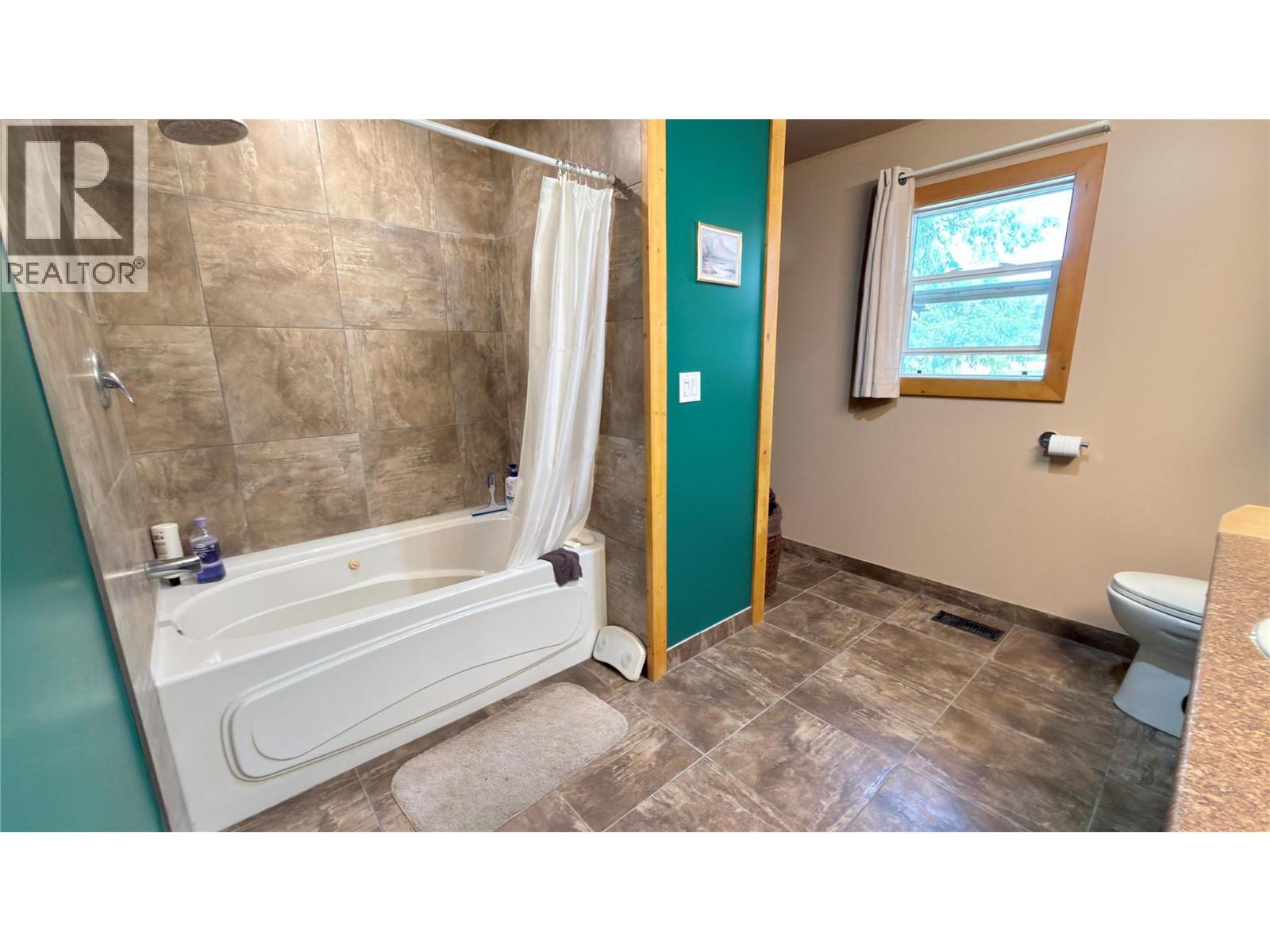 503 Woodgreen Crescent - Image 16