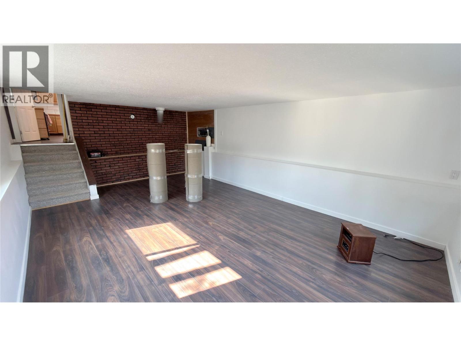 503 Woodgreen Crescent - 34