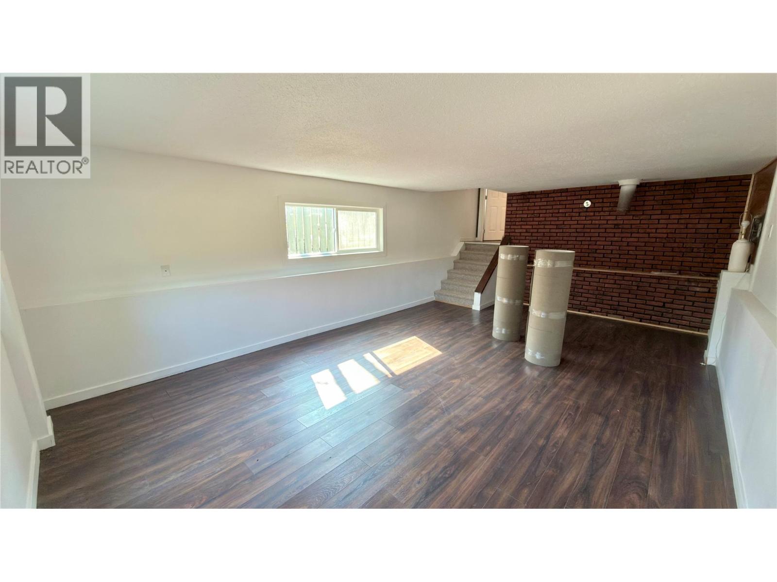 503 Woodgreen Crescent - 35