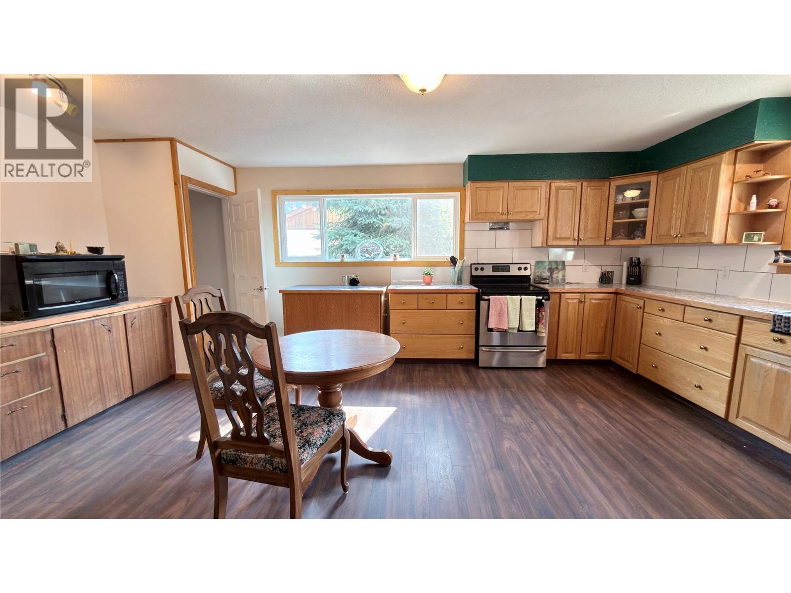 503 Woodgreen Crescent - Image 8