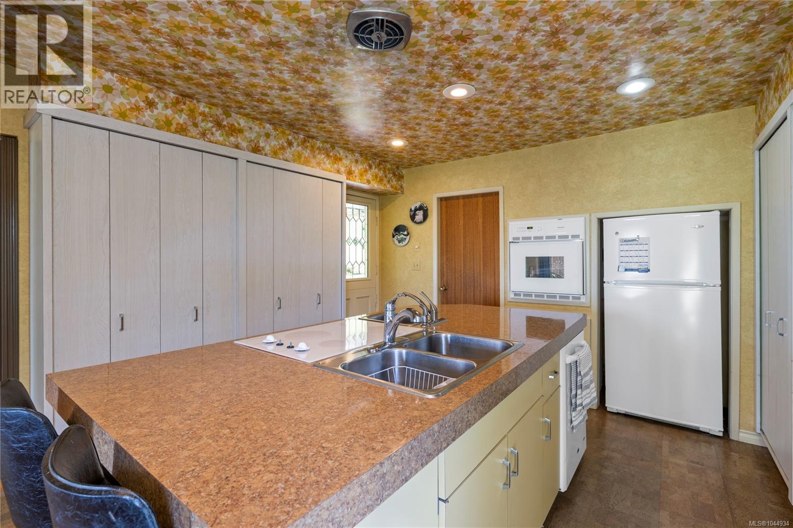489 Bayview Terr - Image 47