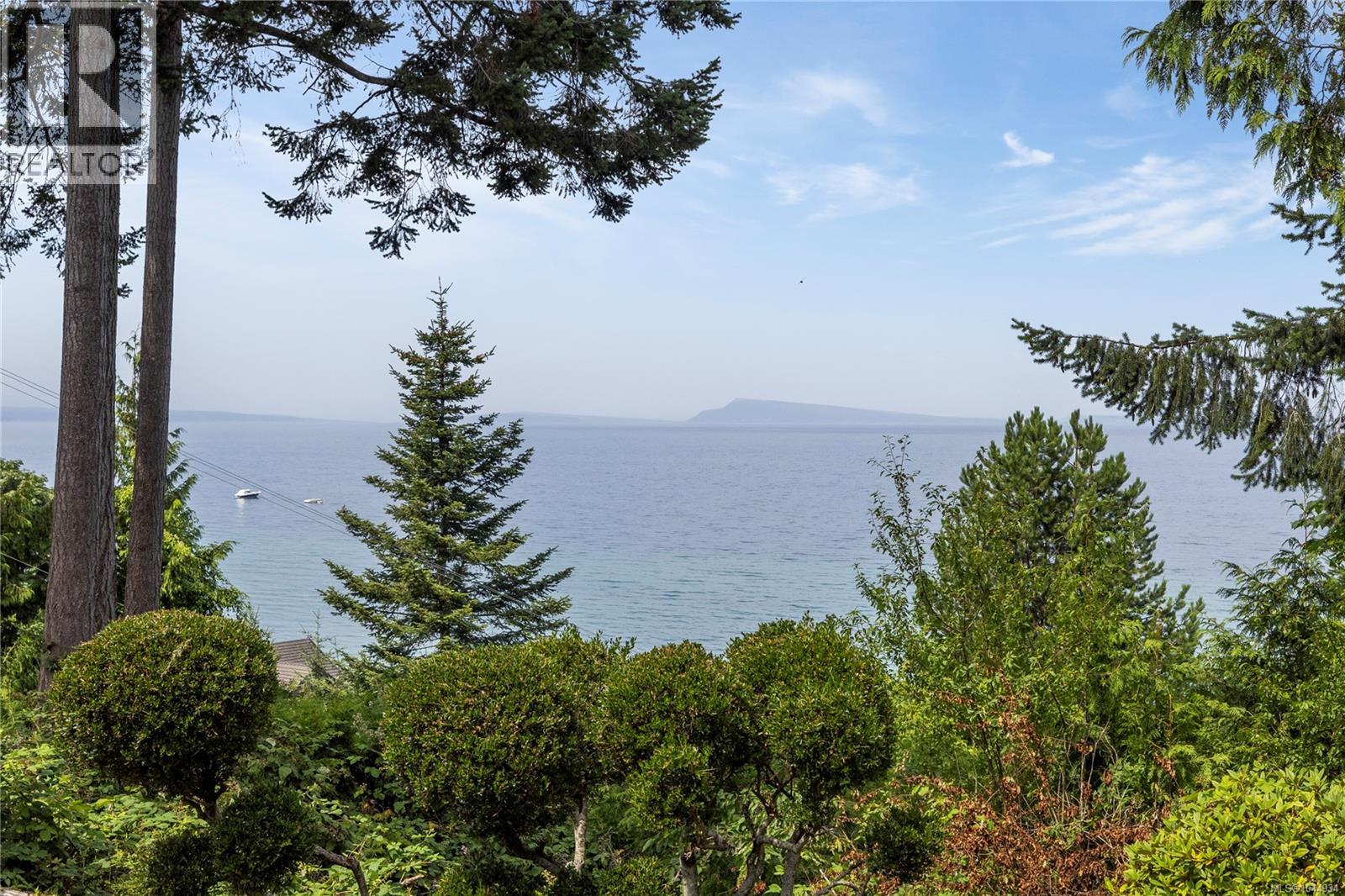 489 Bayview Terr - Image 57